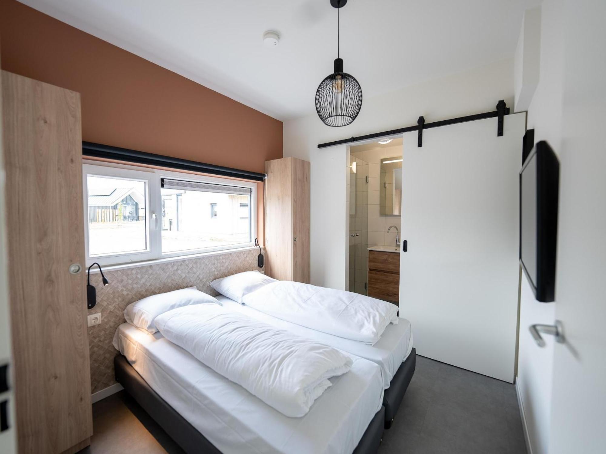 Vakantiehuis Luxurious With Sauna, In A Park, 900 M From The Breskens
